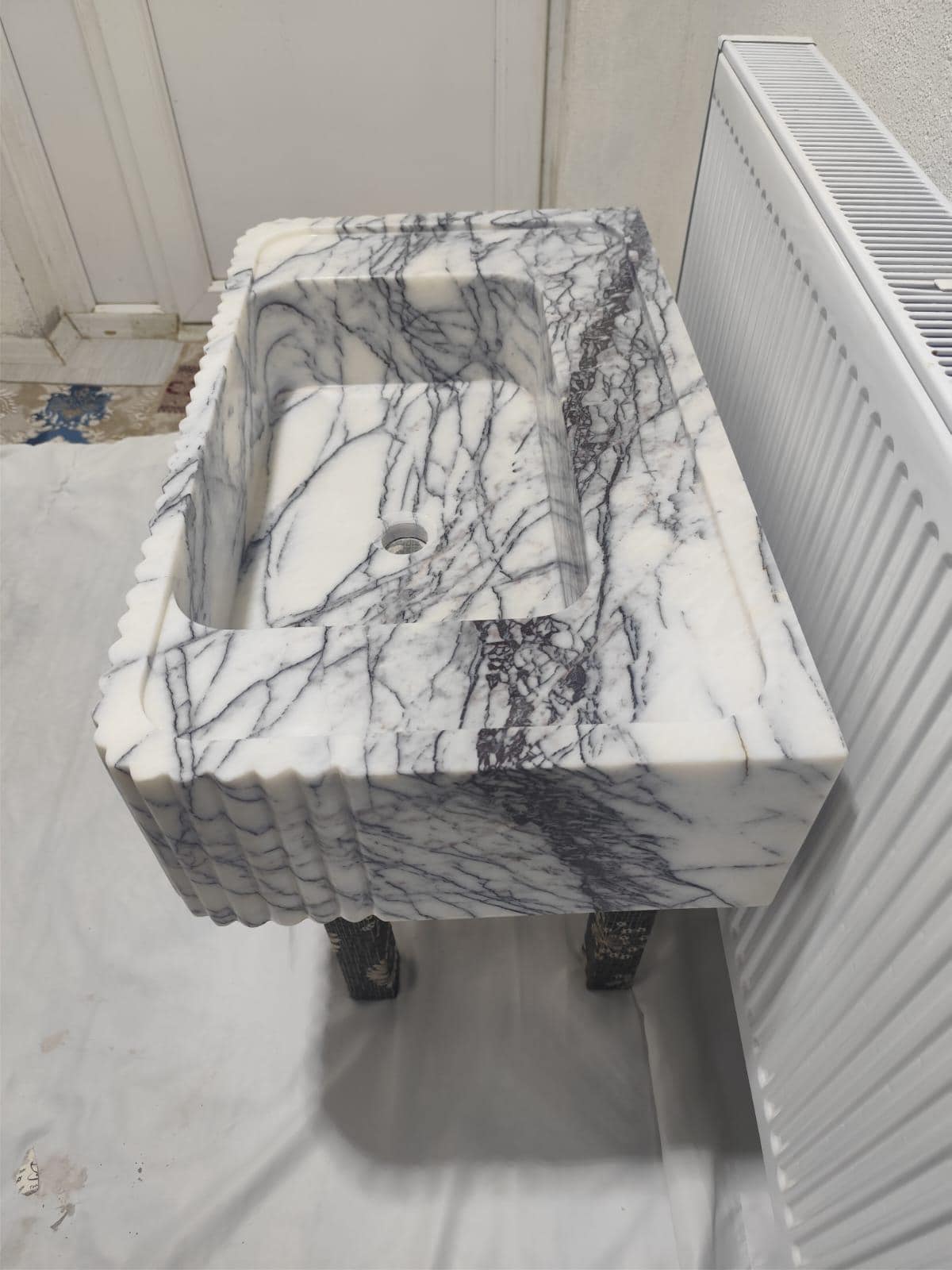 Lilac Marble Fluted Sink, Luxury Wall Mounted Washbasin, Purple Veined Stone Vanity