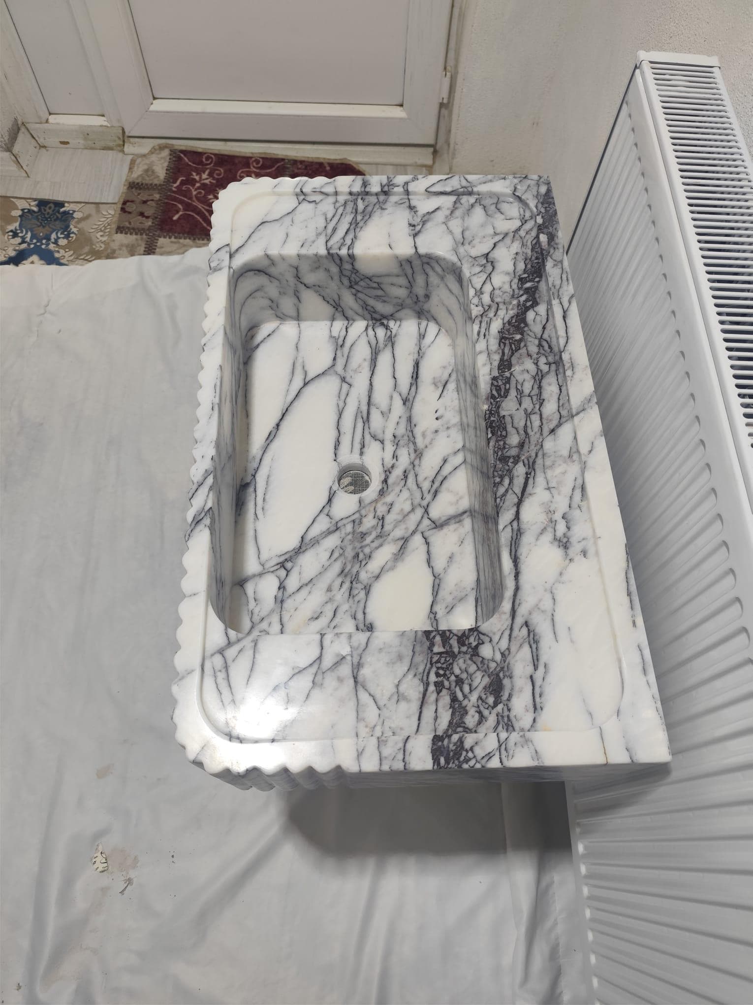 Lilac Marble Fluted Sink, Luxury Wall Mounted Washbasin, Purple Veined Stone Vanity